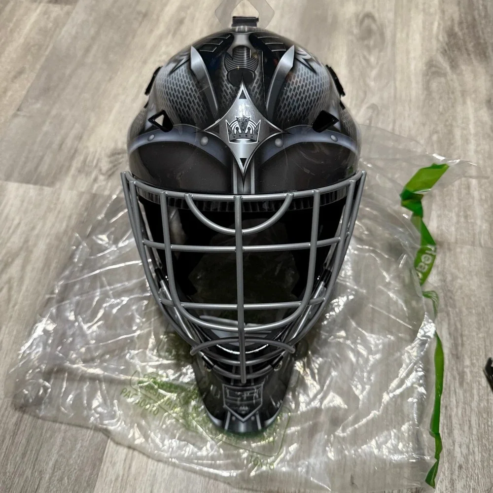 Franklin‎ GFM 1500 Los Angeles Kings Goalie Face Mask NHL
